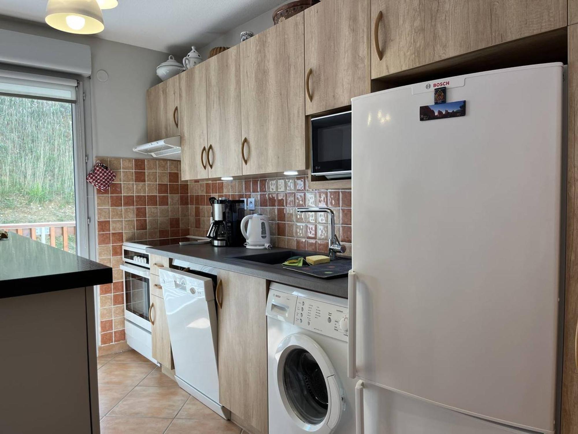 Appartement Fonctionnel Avec Balcon, Garage Et Wifi - Parfait Pour 4 Personnes Pres Des Pistes - Fr-1-548-25 Villard-de-Lans Luaran gambar