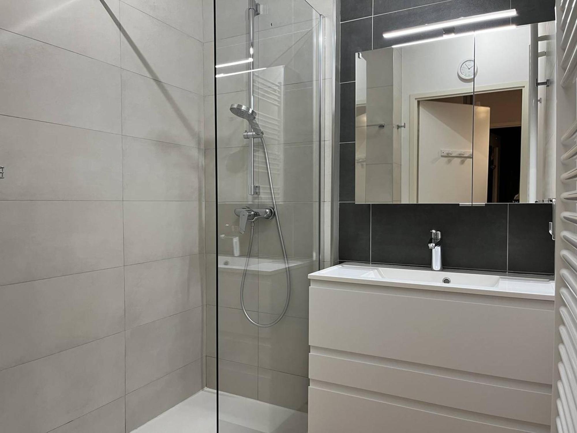 Appartement Fonctionnel Avec Balcon, Garage Et Wifi - Parfait Pour 4 Personnes Pres Des Pistes - Fr-1-548-25 Villard-de-Lans Luaran gambar