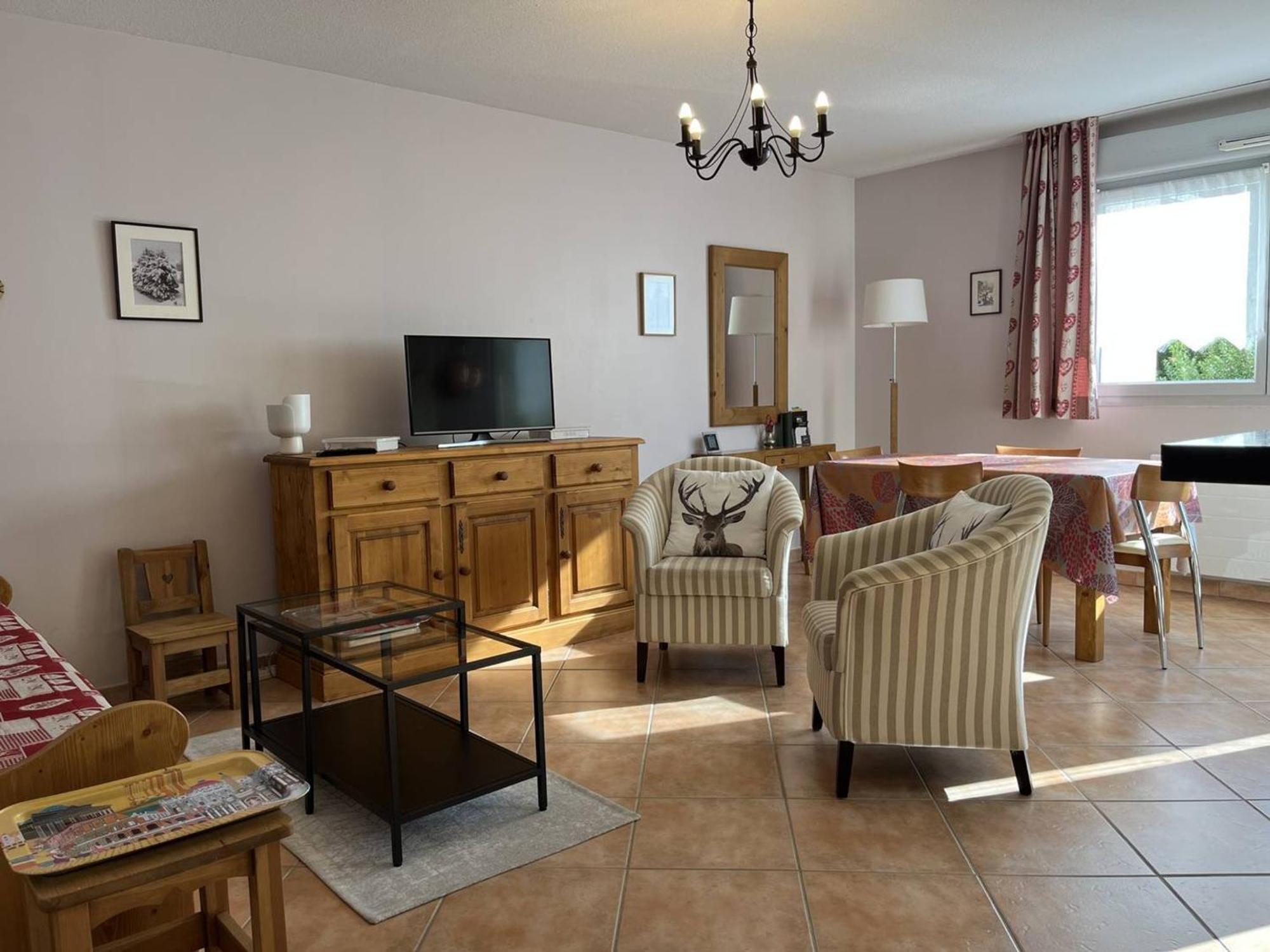 Appartement Fonctionnel Avec Balcon, Garage Et Wifi - Parfait Pour 4 Personnes Pres Des Pistes - Fr-1-548-25 Villard-de-Lans Luaran gambar